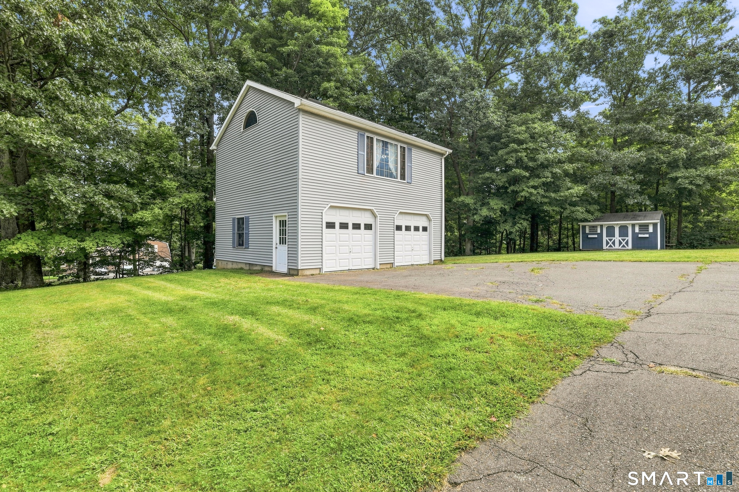 23 Knollwood Trail