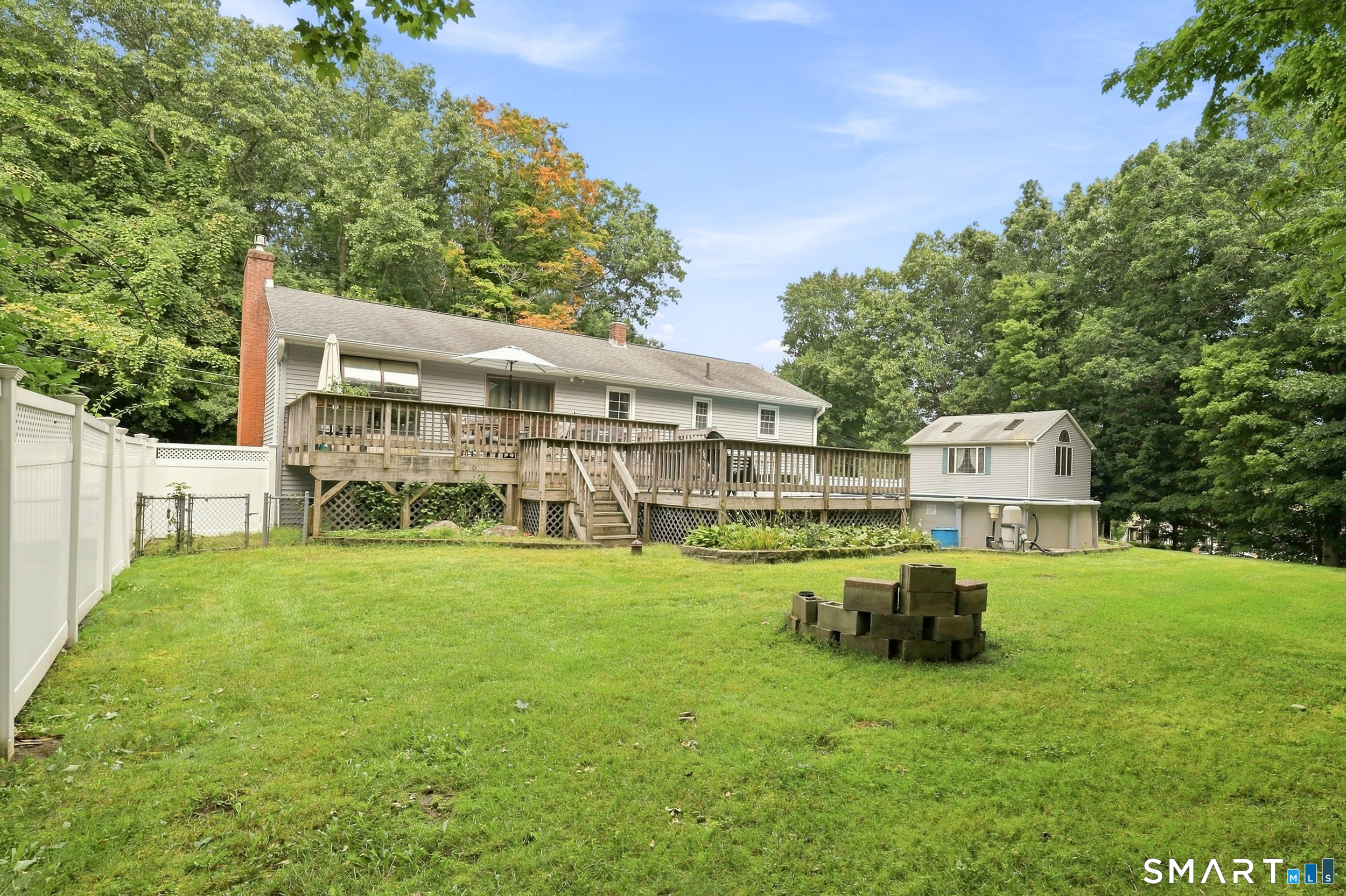 23 Knollwood Trail