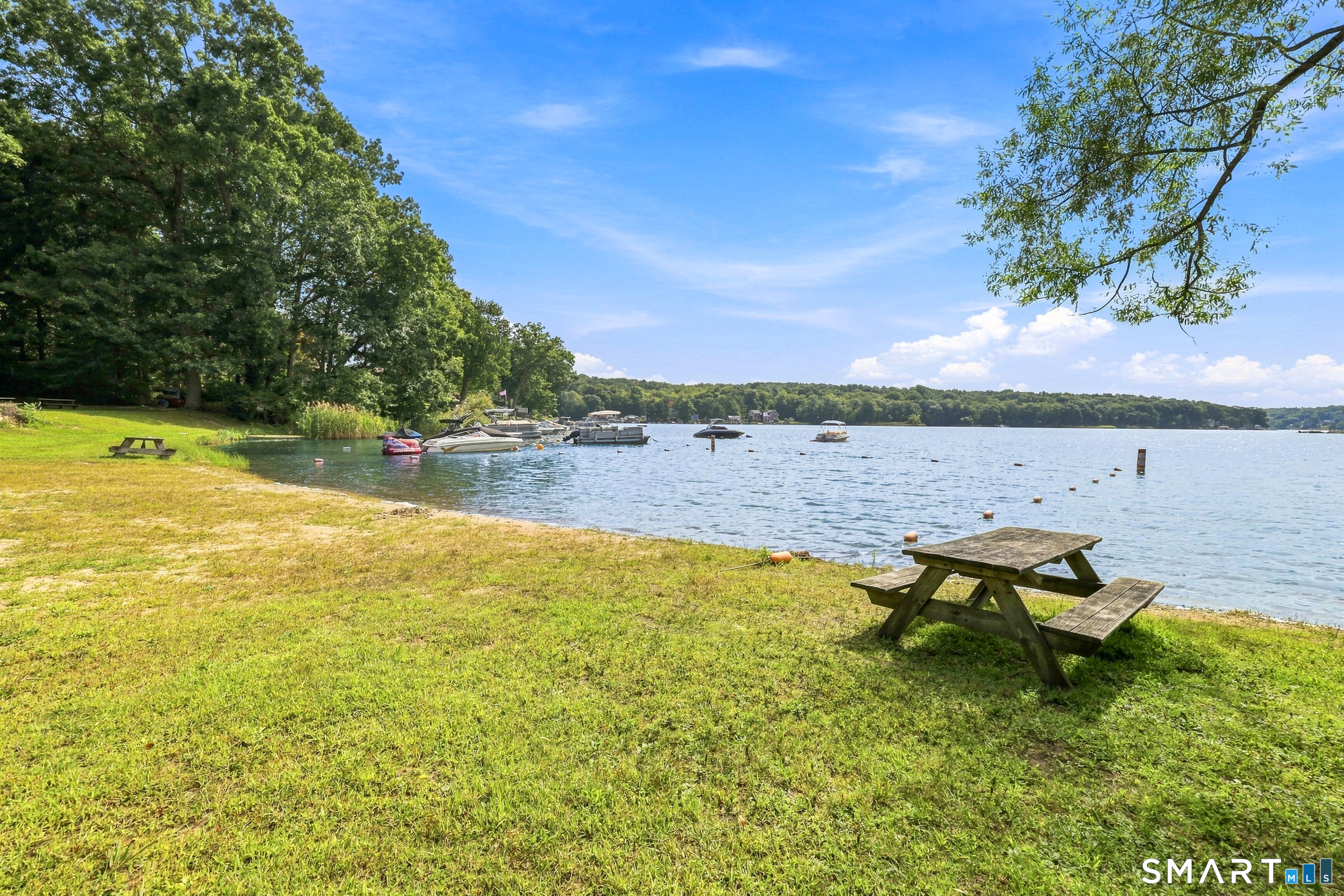 23 Knollwood Trail