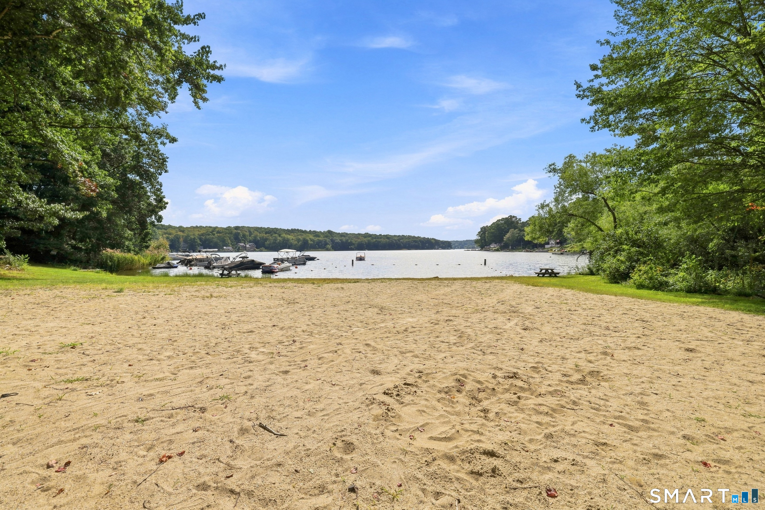 23 Knollwood Trail