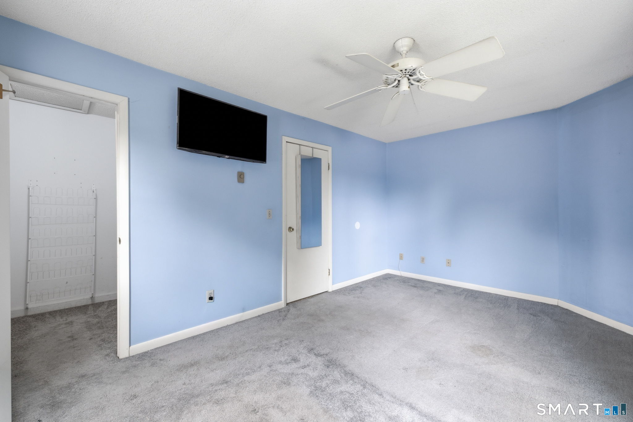 745 Merrow Road Unit: 162