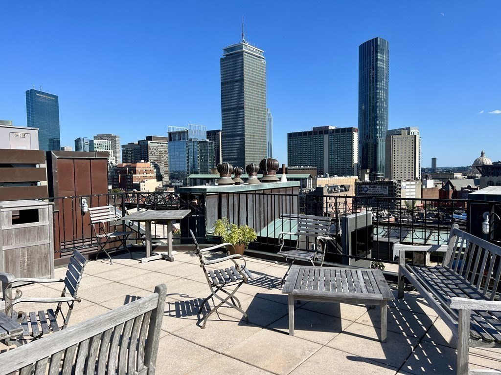 416 Marlborough # 209