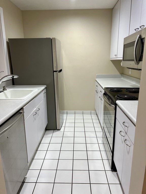 416 Marlborough # 209
