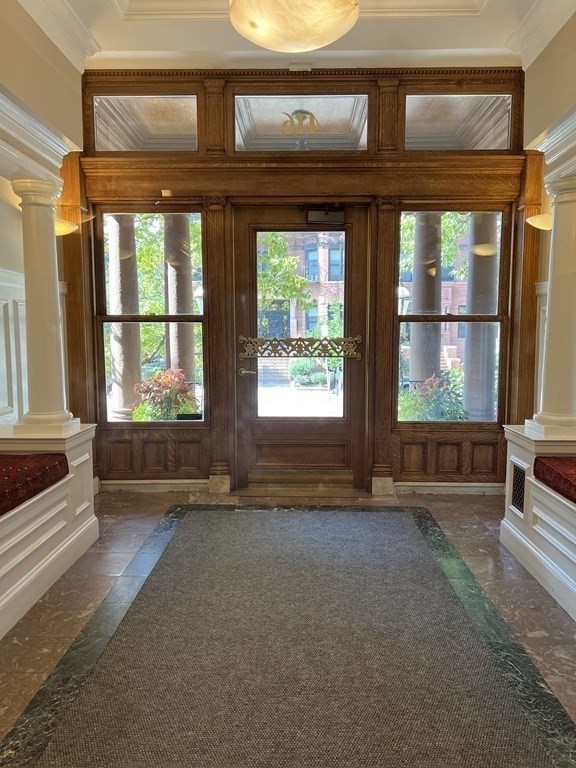 416 Marlborough # 209