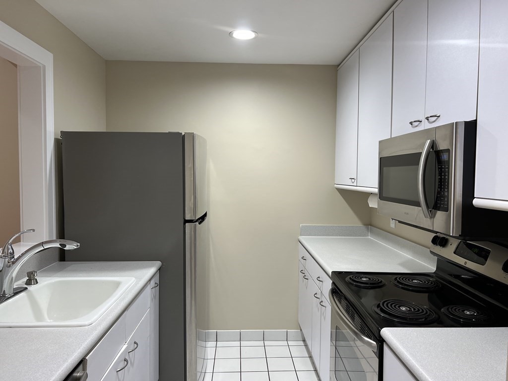 416 Marlborough # 209