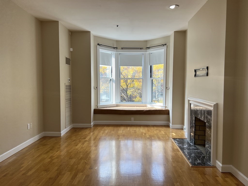 416 Marlborough # 209
