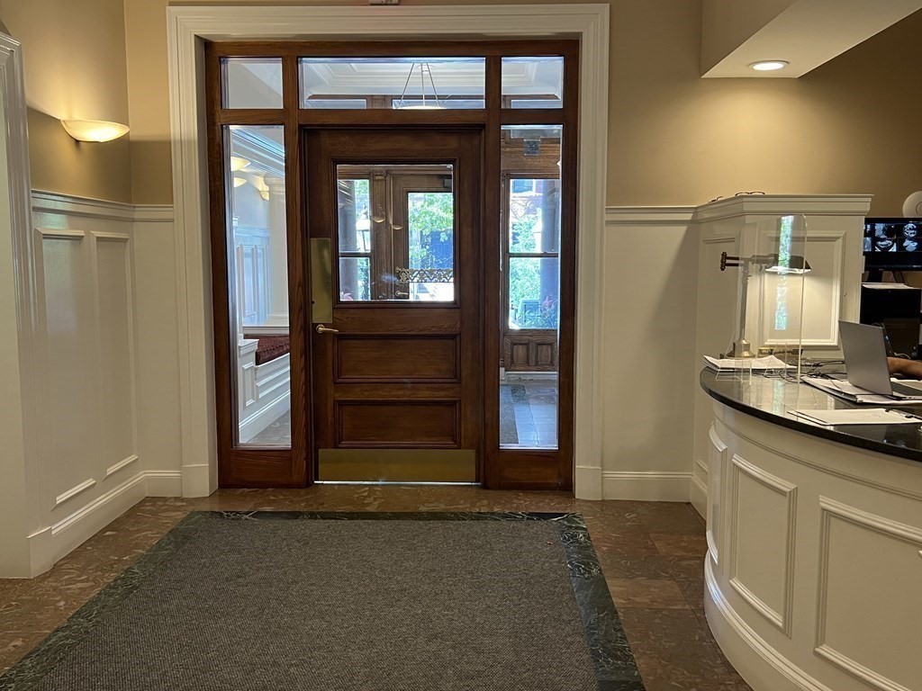 416 Marlborough # 209