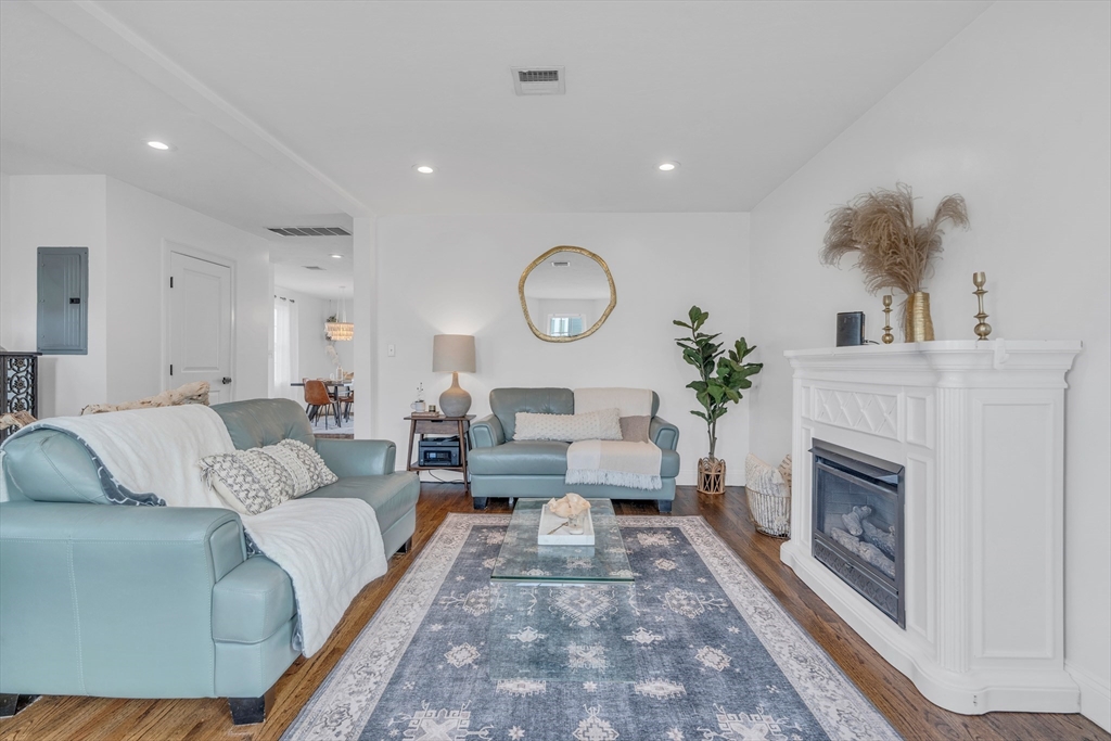 47 Oldfields Rd # 2