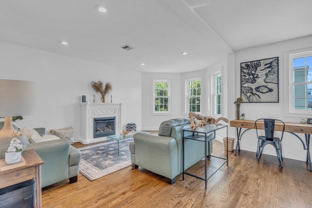 47 Oldfields Rd # 2