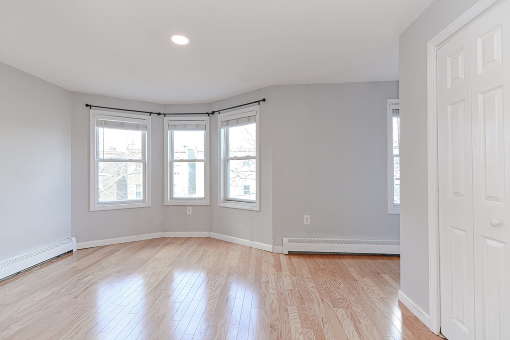 275 Chelsea Street # 3