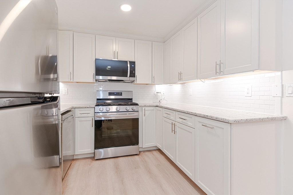 275 Chelsea Street # 3