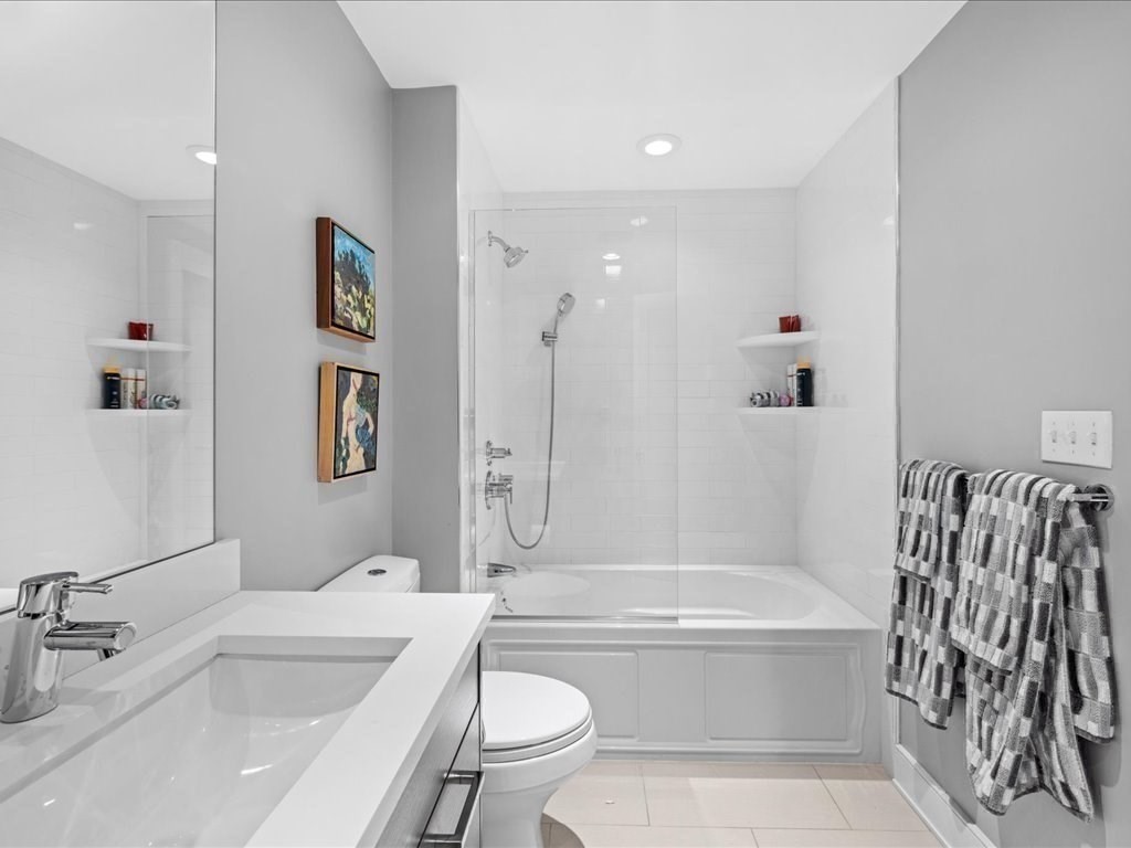 407 W 1st # 302