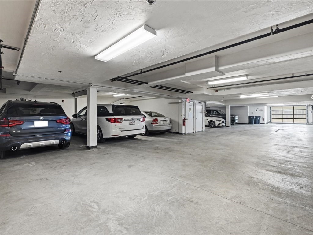 407 W 1st # 302