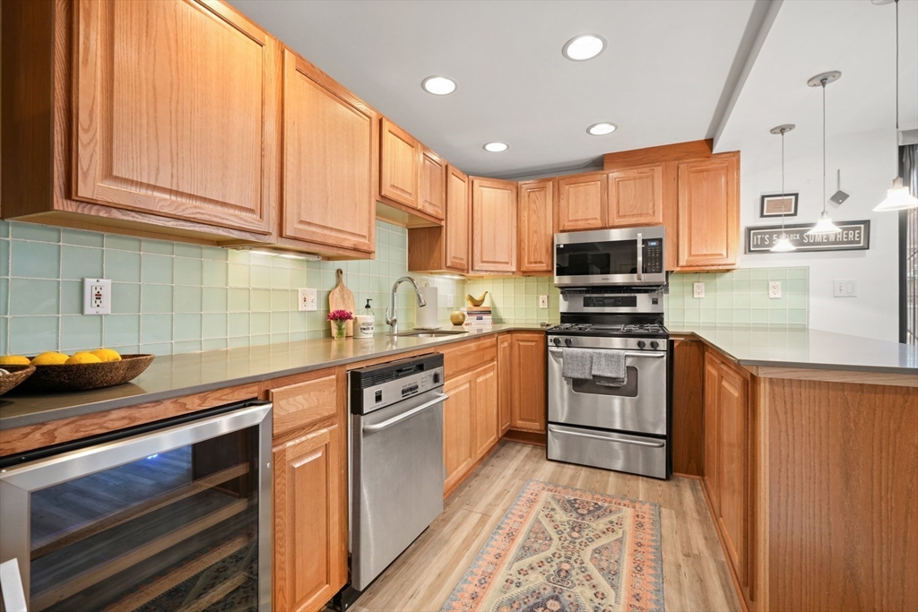 69 Worcester St # 1