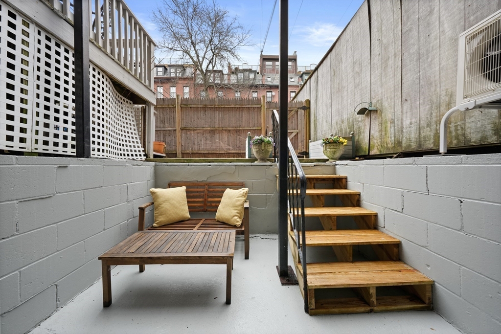 69 Worcester St # 1