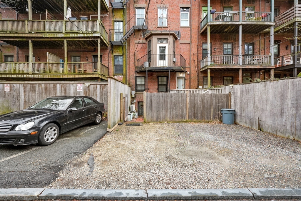 69 Worcester St # 1