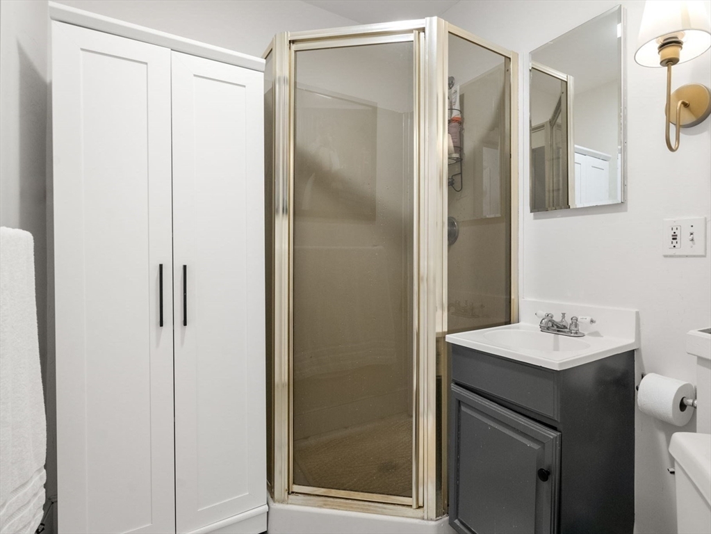 34-36 Grove St # 4
