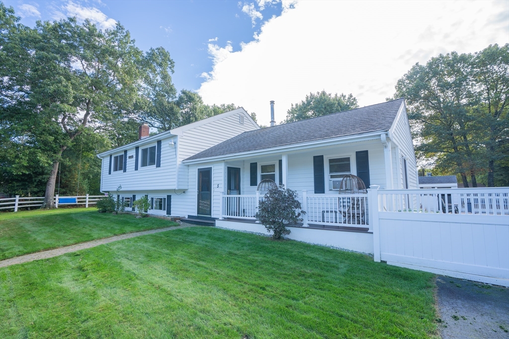 5 Phinney Lane