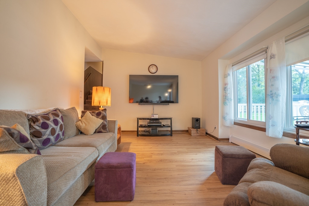 5 Phinney Lane