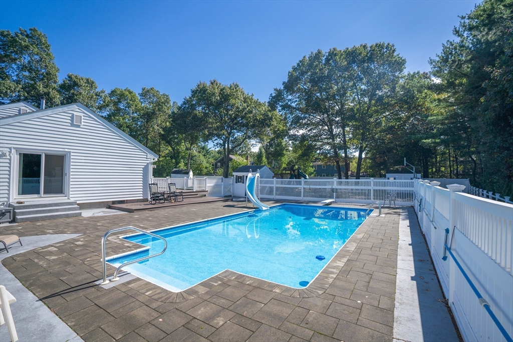 5 Phinney Lane