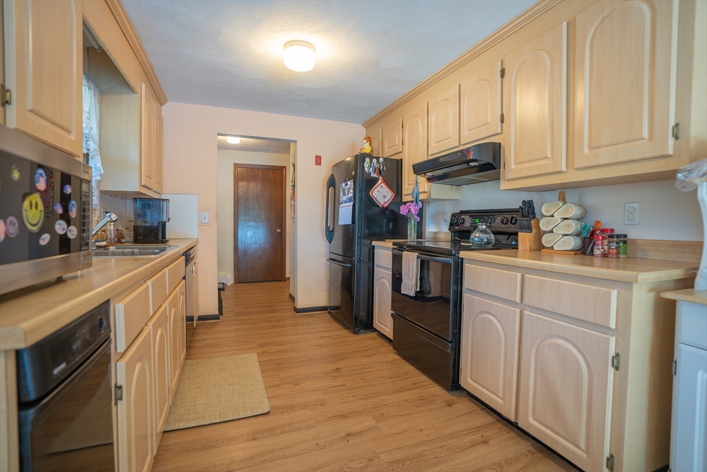5 Phinney Lane