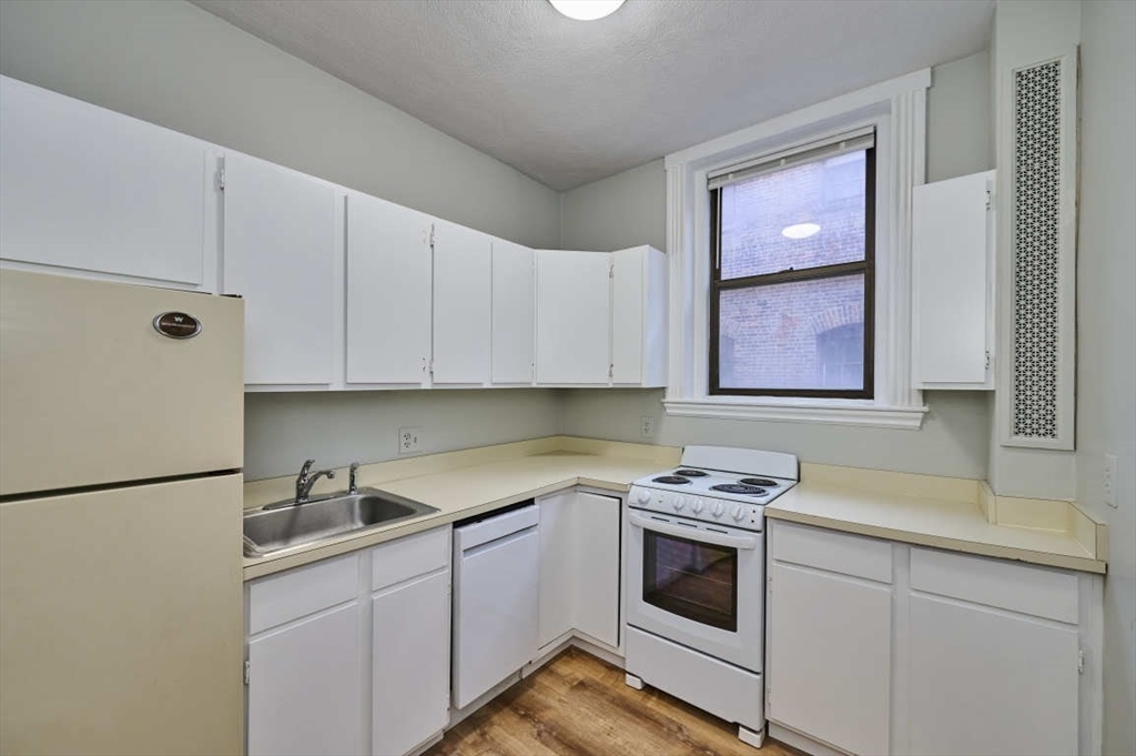 107 Jersey St # 7 Unit: 3-7