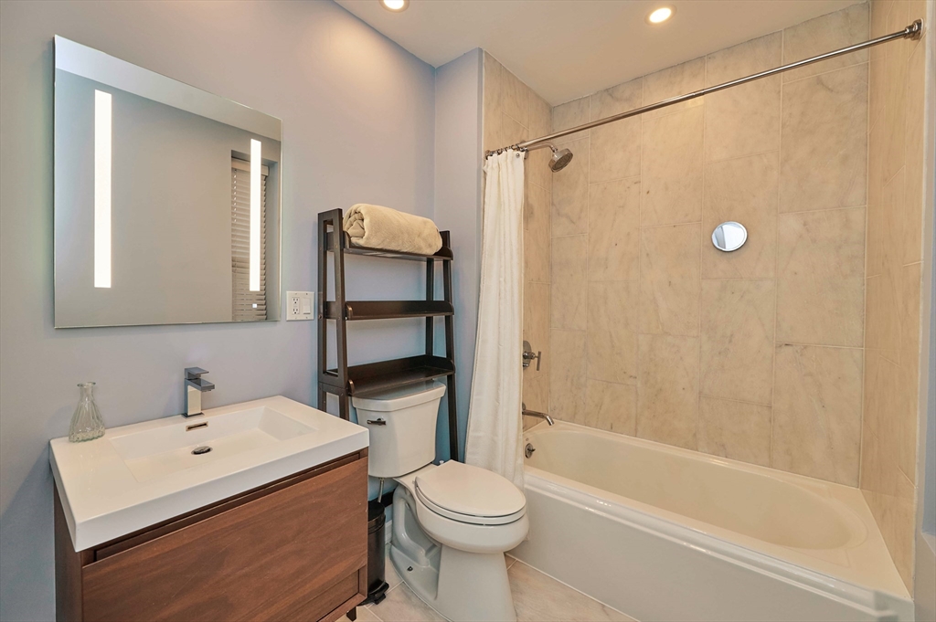 88 Saint Botolph St # 5