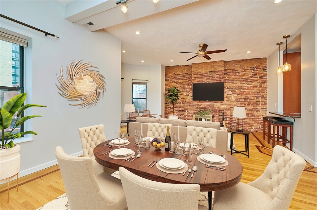 88 Saint Botolph St # 5