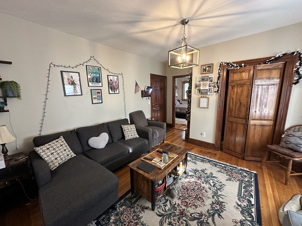 11 Walter St # 1