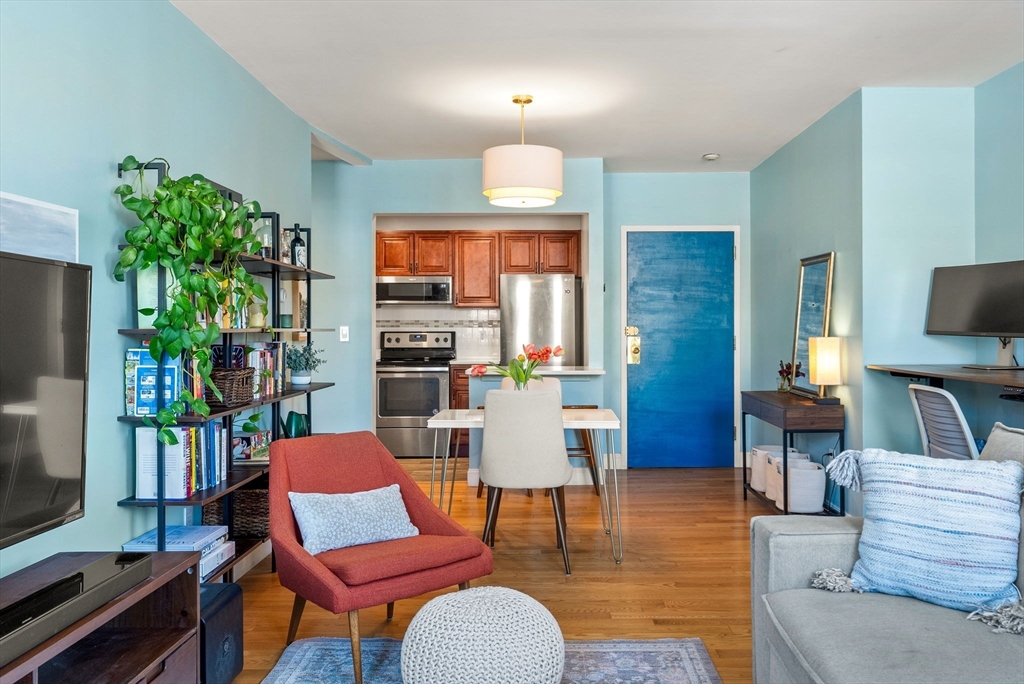 69 E Berkeley St # 5