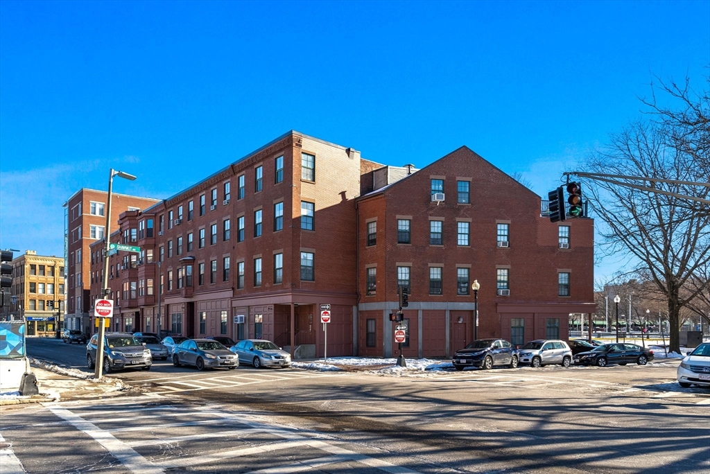 69 E Berkeley St # 5
