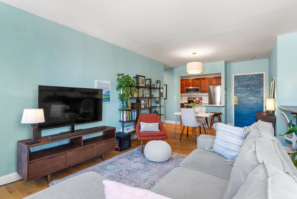 69 E Berkeley St # 5