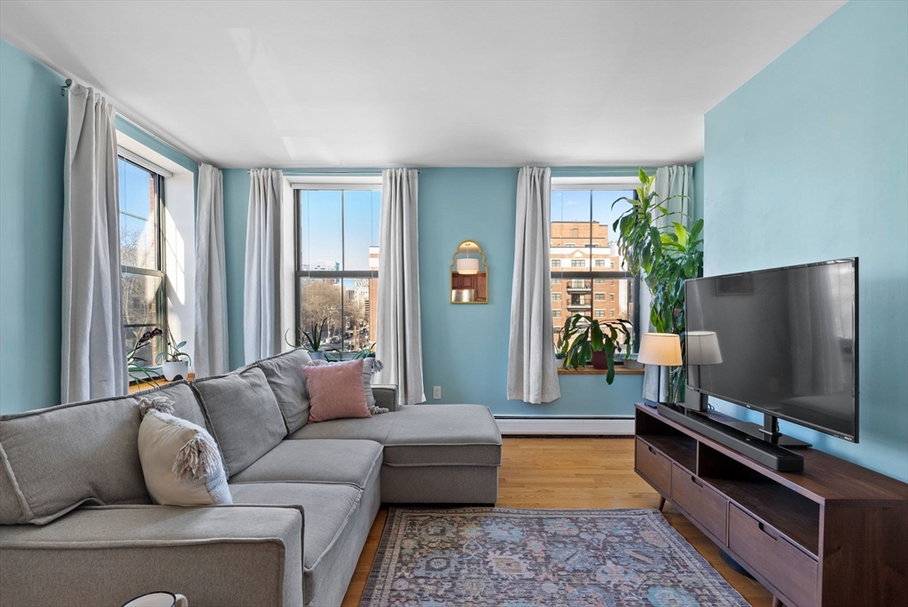 69 E Berkeley St # 5