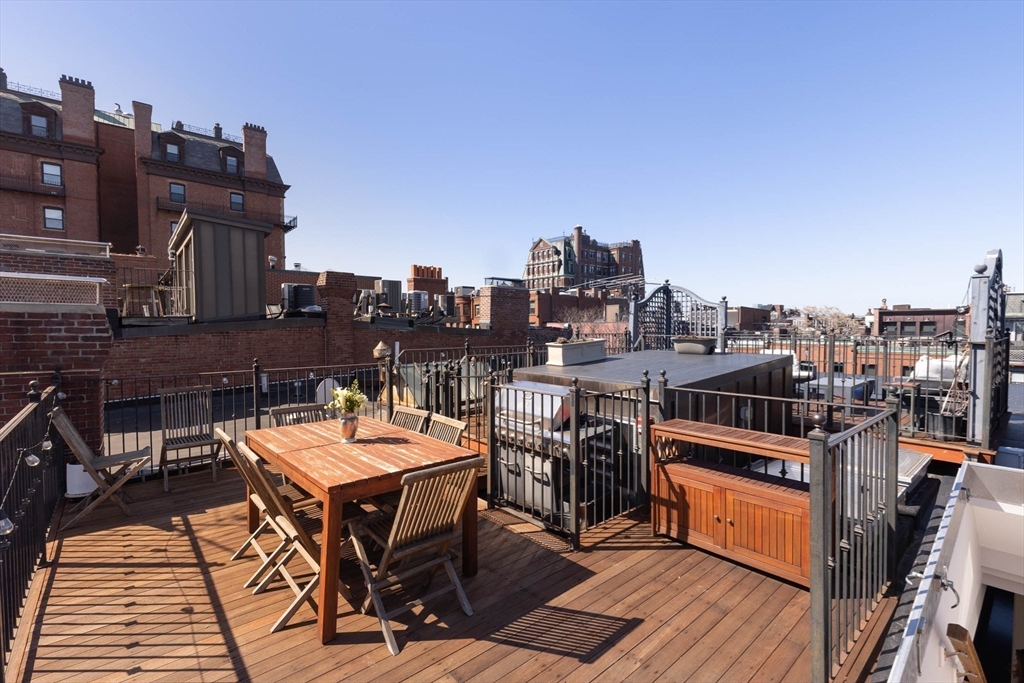 392 Marlborough Street # 3