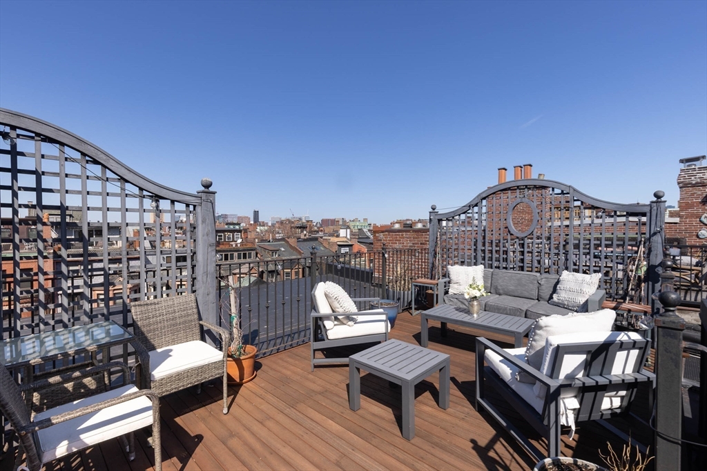 392 Marlborough Street # 3
