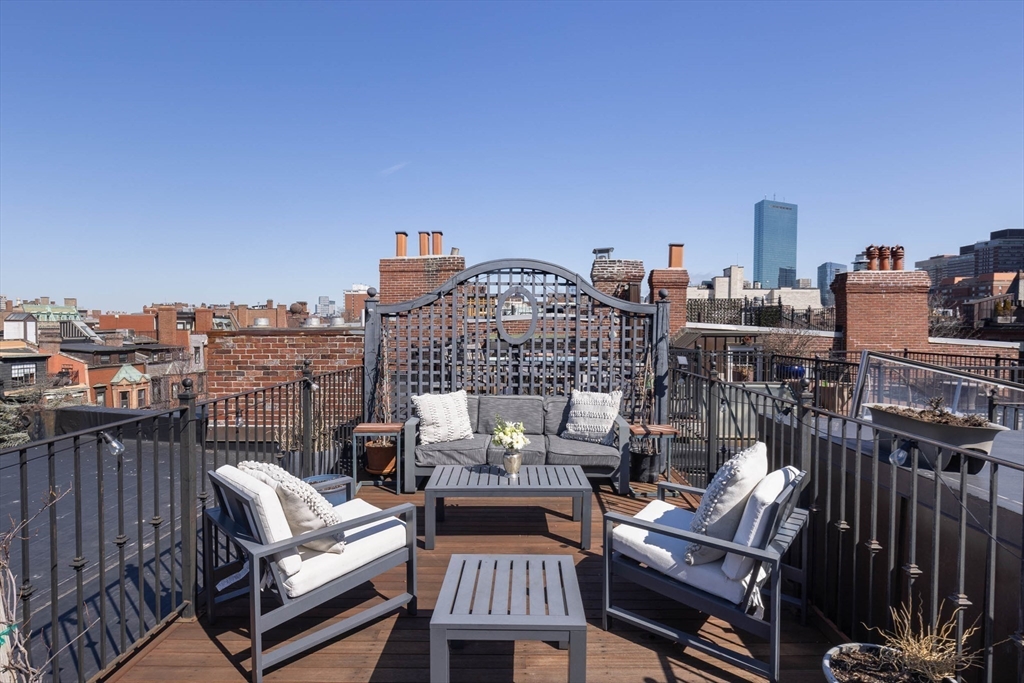 392 Marlborough Street # 3