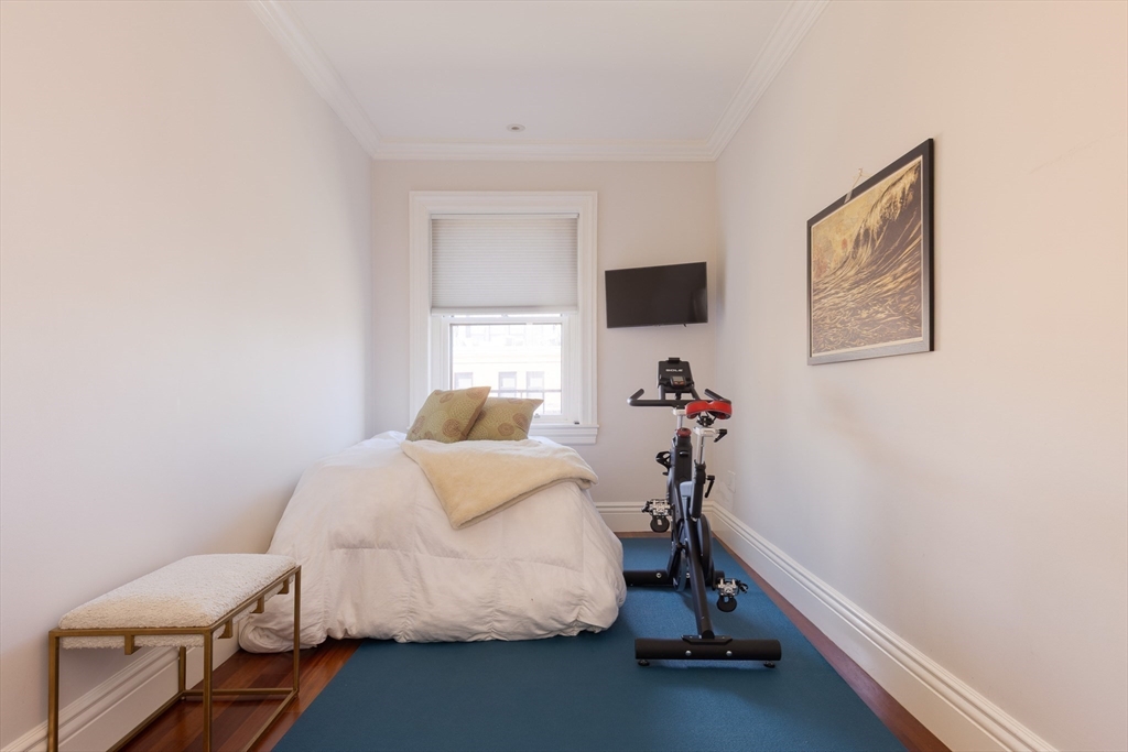 392 Marlborough Street # 3