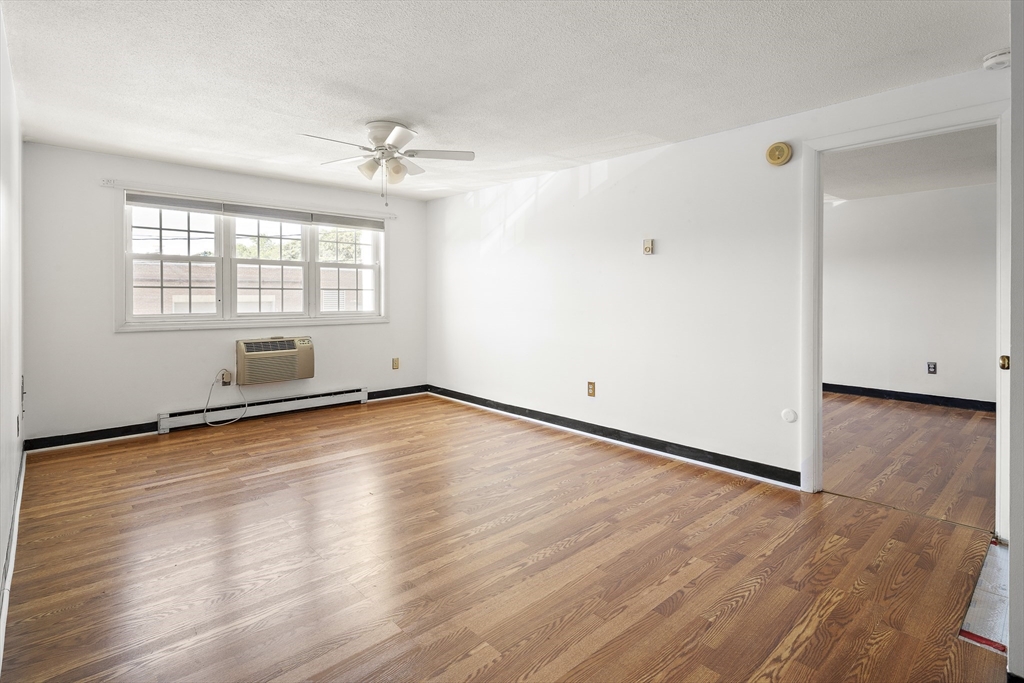 11 Old Colony Ln # 7