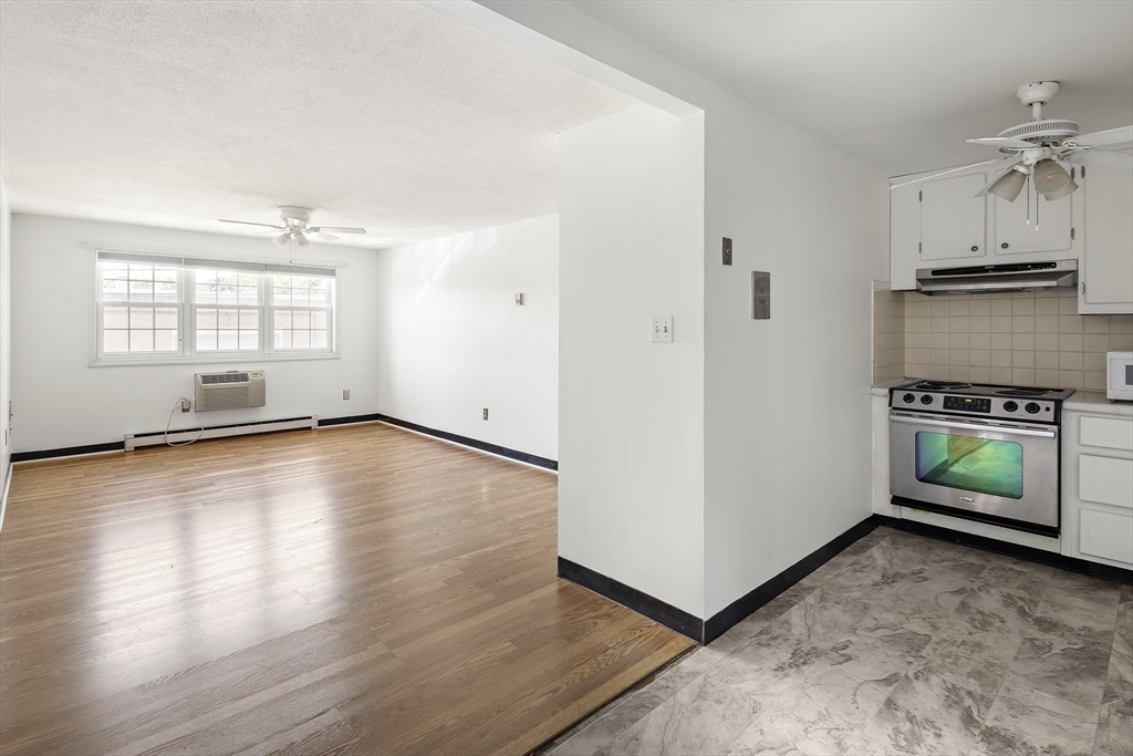 11 Old Colony Ln # 7