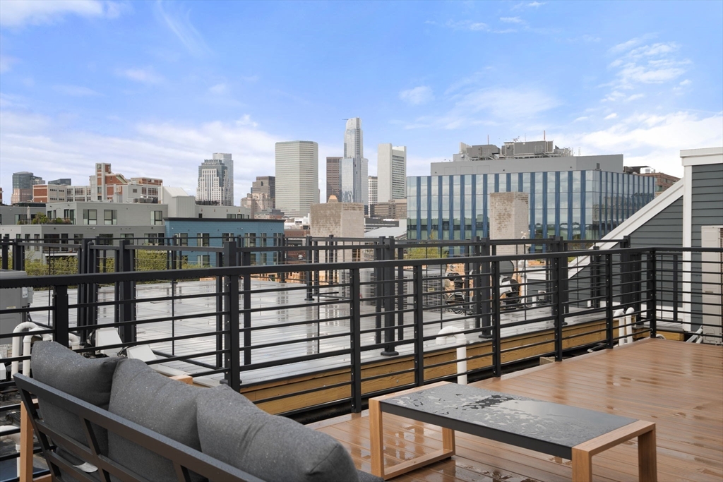 111 B St # 8