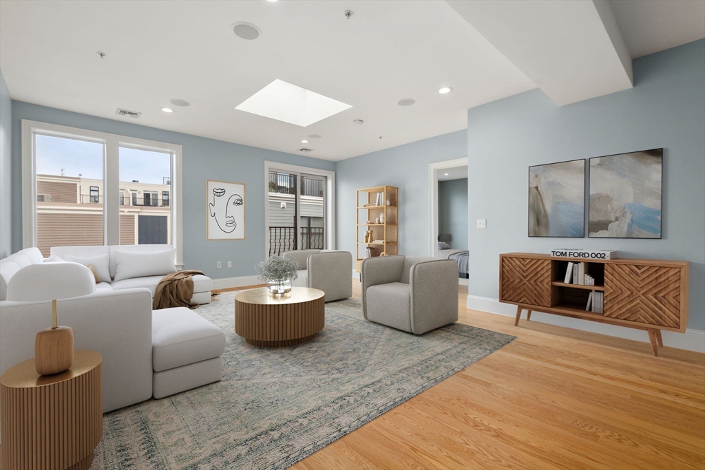 111 B St # 8
