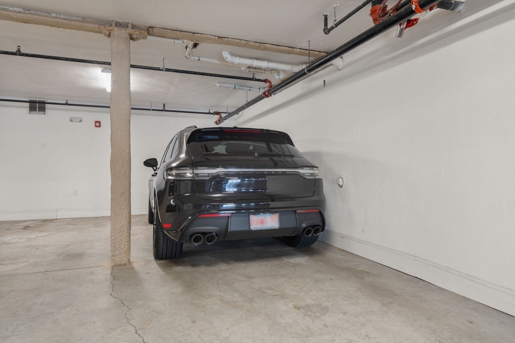 111 B St # 8
