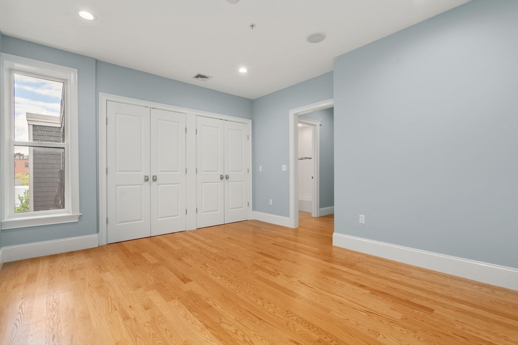 111 B St # 8