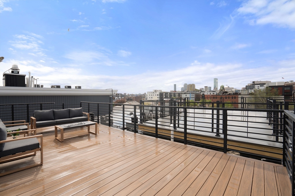 111 B St # 8