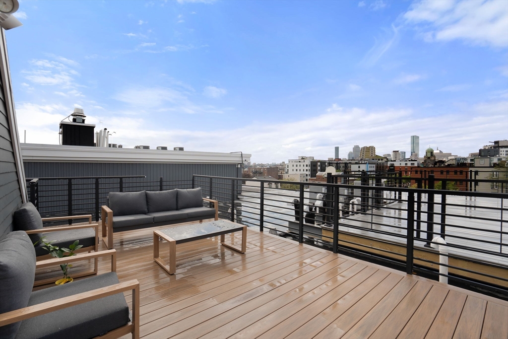 111 B St # 8