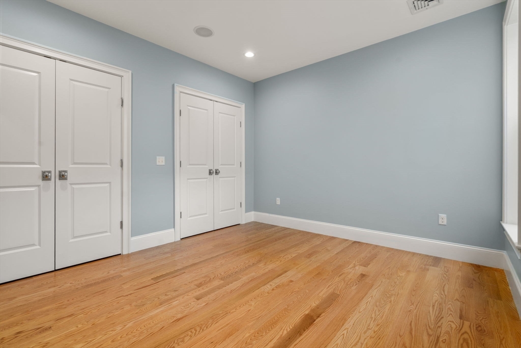 111 B St # 8