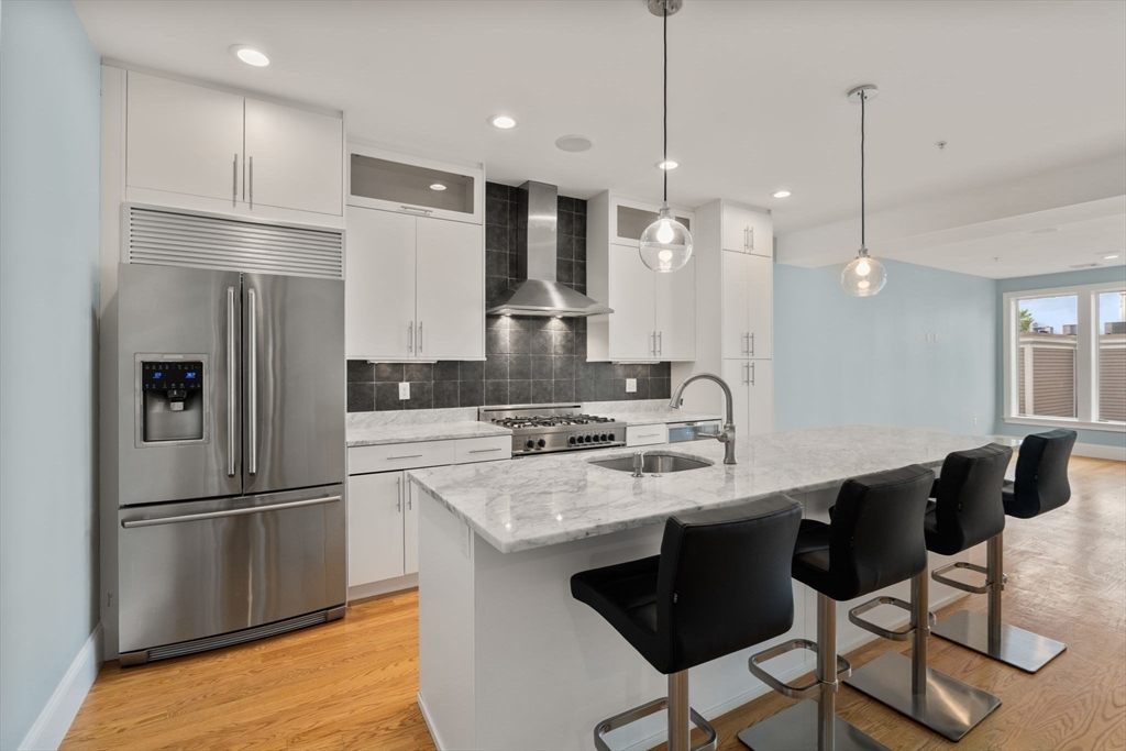 111 B St # 8