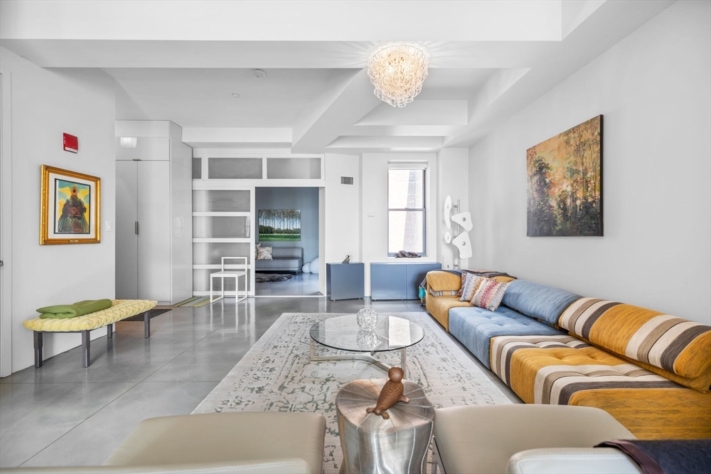 1166 Washington St Unit: 501/502