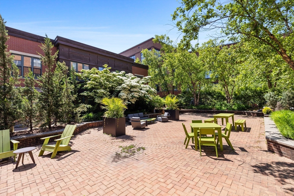 1166 Washington St Unit: 501/502
