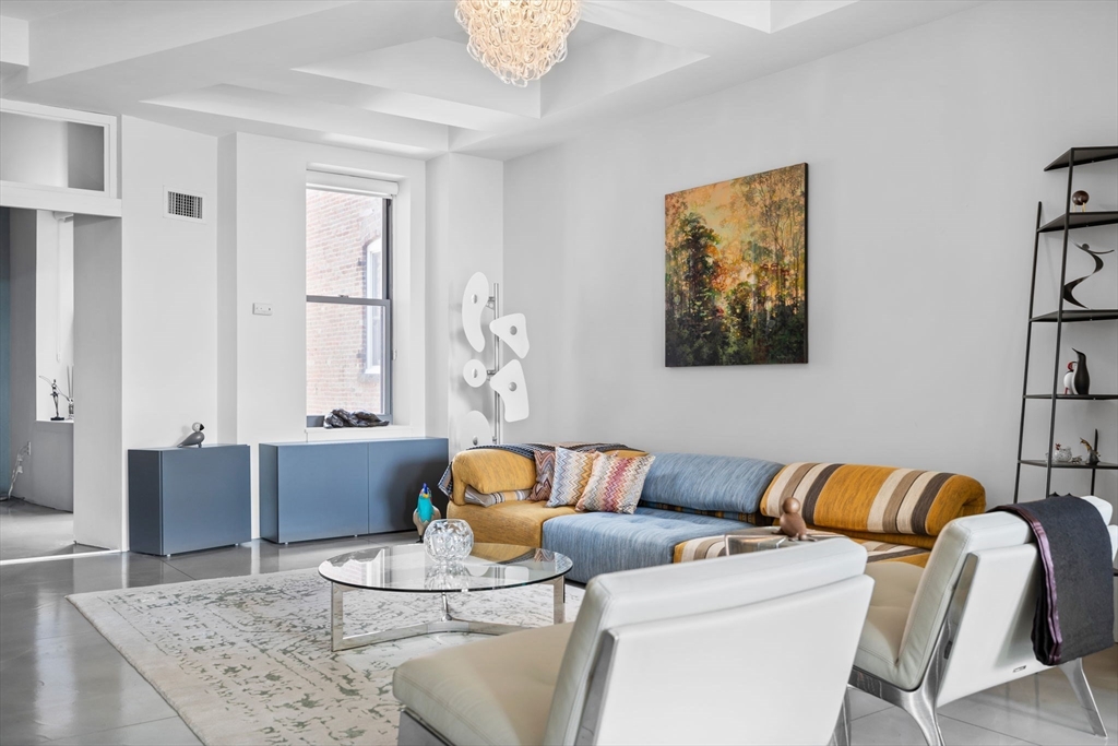 1166 Washington St Unit: 501/502